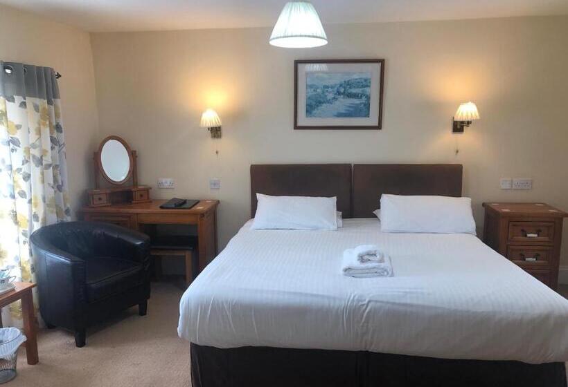 Trehellas House Hotel & Courthouse Restaurant