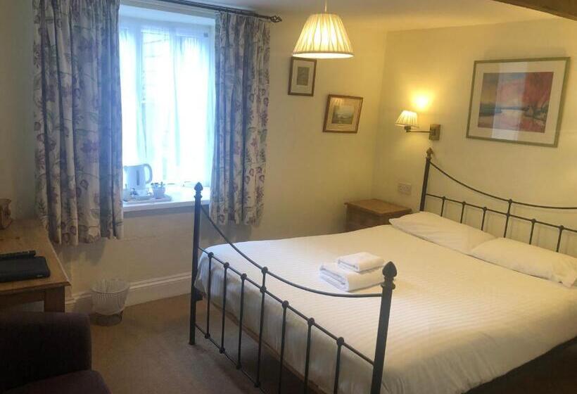 Trehellas House Hotel & Courthouse Restaurant