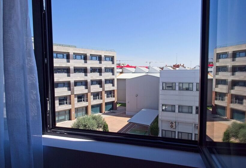 هتل DWO Colours Alcalá