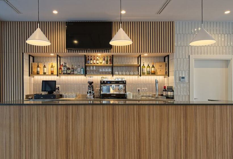 هتل DWO Colours Alcalá