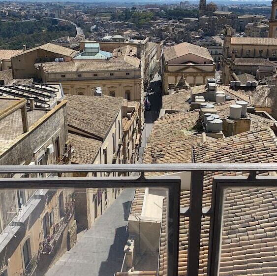 민박 Casa Tipica Siciliana Patronale Home Bedandbreakfast Tremetrisoprailcielo Camere Con Vista, Colazion