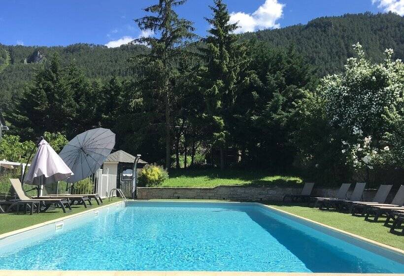 Brit Hotel Confort Deltour Mende