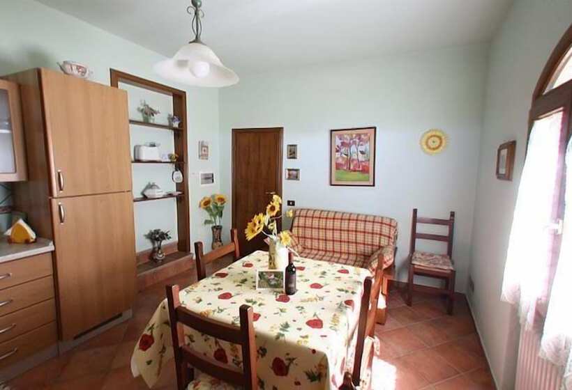 فندق Panorama   Agriturismo Il Girasole