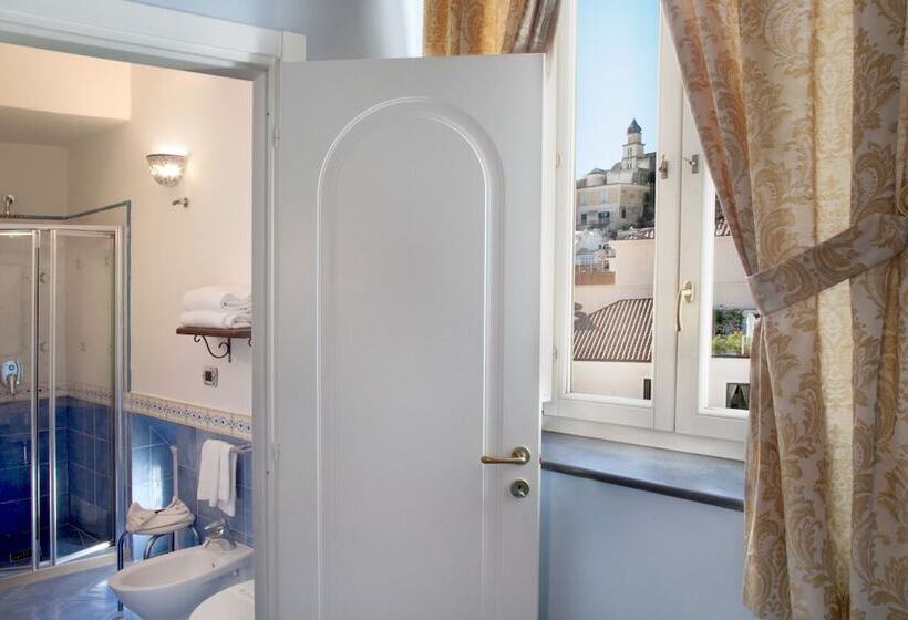 Отель Albergo L Antico Convitto