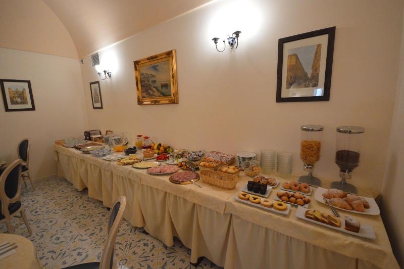 هتل Albergo L Antico Convitto
