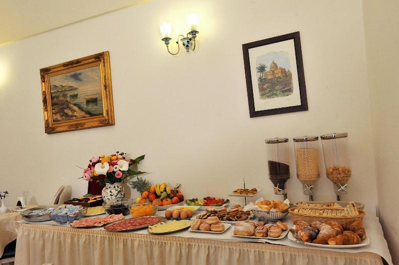 Отель Albergo L Antico Convitto