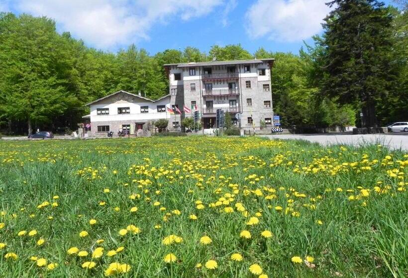 호텔 Albergo Le Macinaie  Monte Amiata