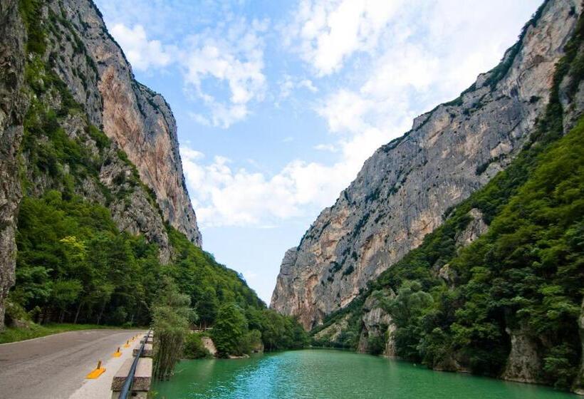 호텔 Albergo Shine