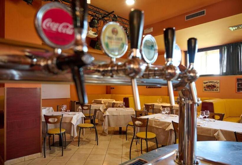 호텔 Albergo Shine