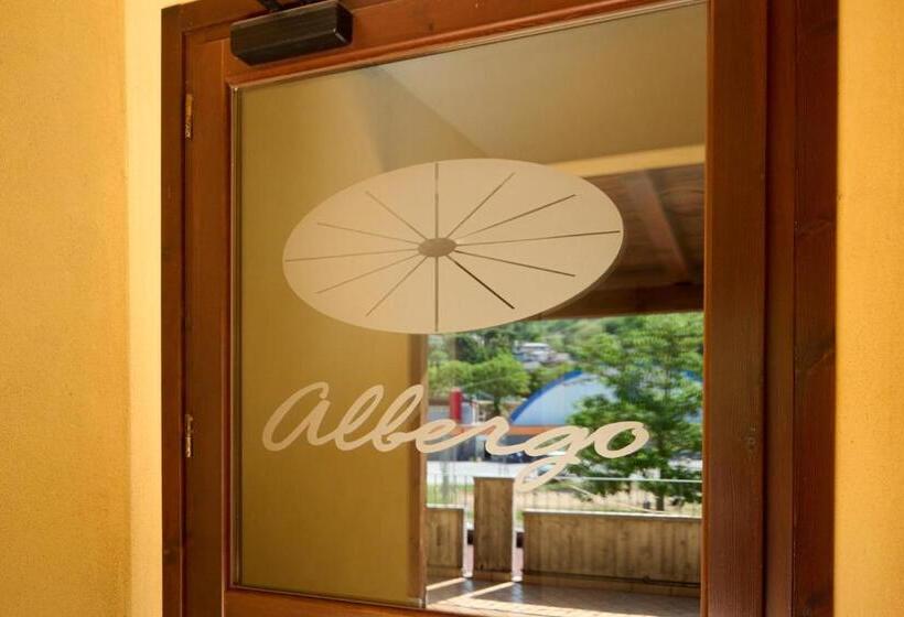 호텔 Albergo Shine