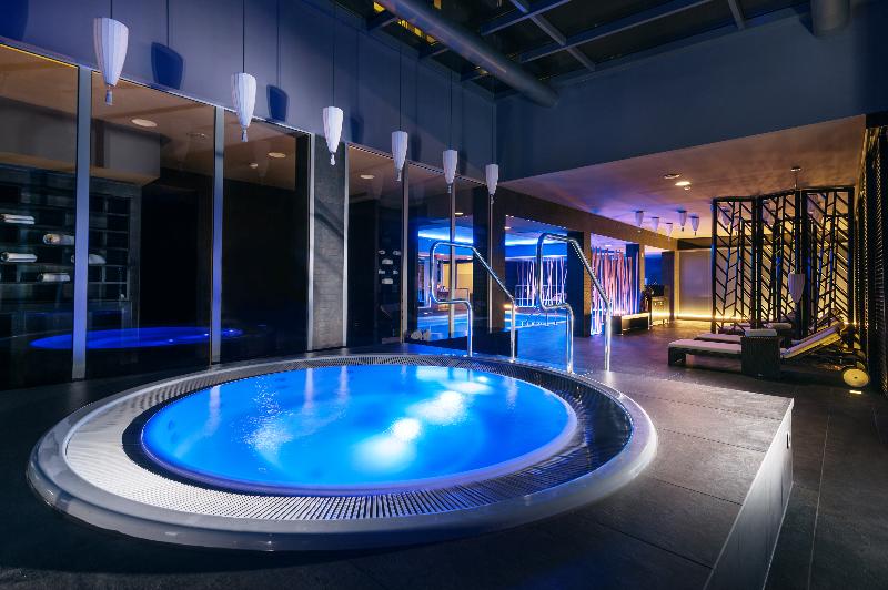 هتل Aleksander Medical & Spa