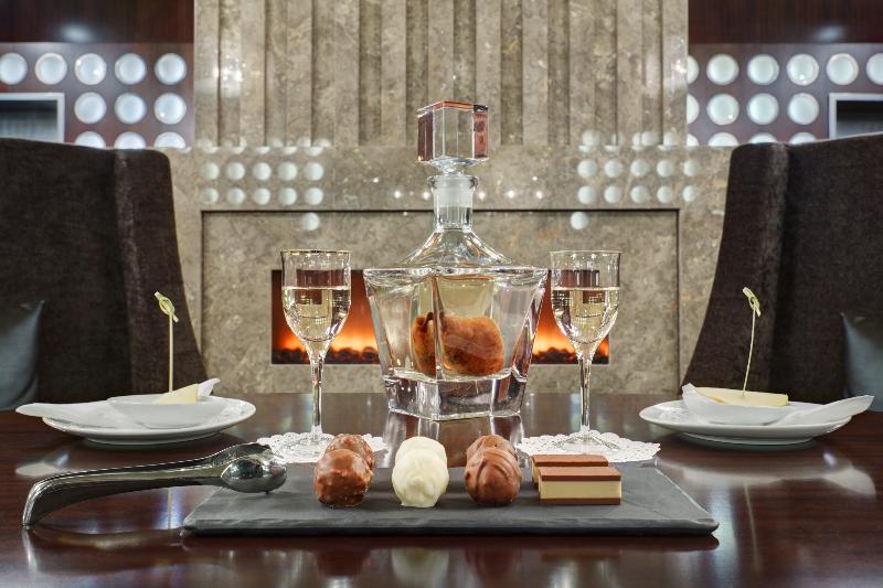 هتل Aleksander Medical & Spa