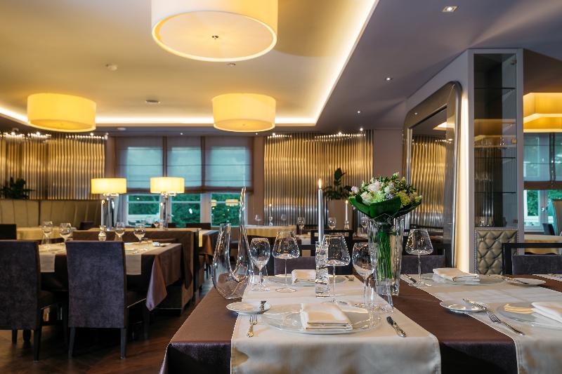 هتل Aleksander Medical & Spa