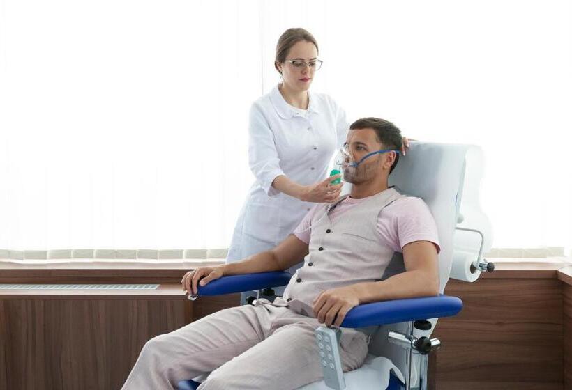 هتل Aleksander Medical & Spa