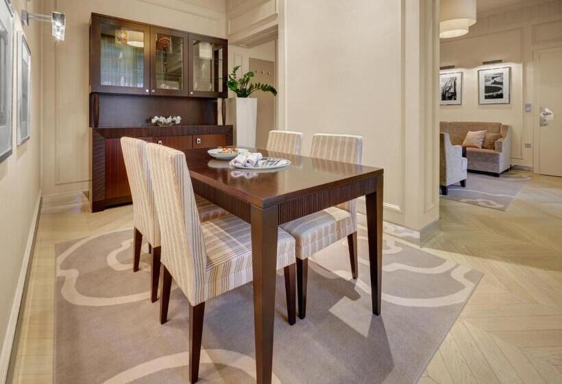 هتل Aleksander Medical & Spa