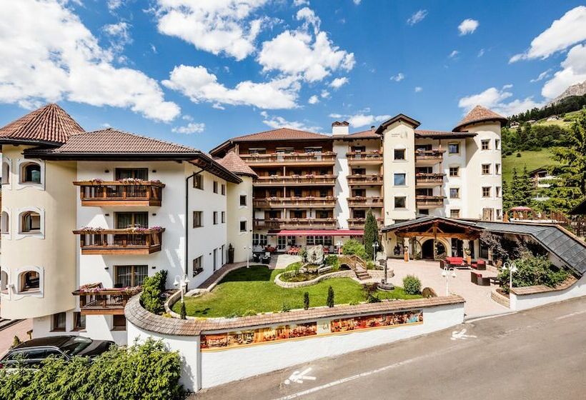 Almhof Hotel Call