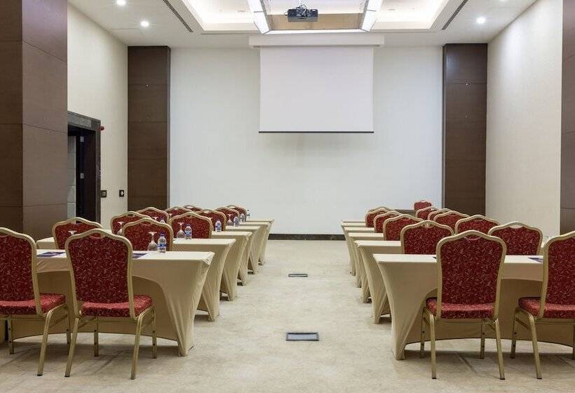 هتل Anemon Grand Samsun