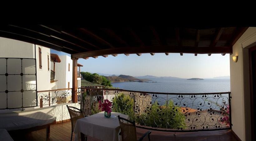 فندق Arion Resort