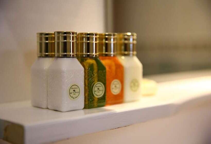 فندق Arion Resort