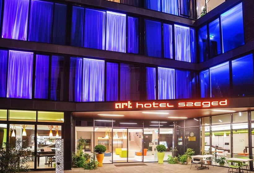 Art Hotel Szeged
