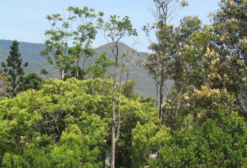 فندق Atherton Travellers Park