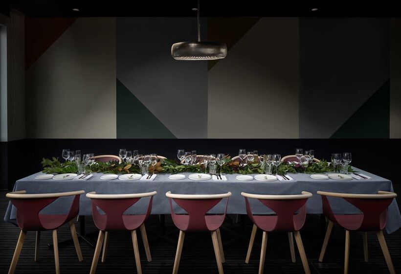 בית מלון כפרי Atura Blacktown