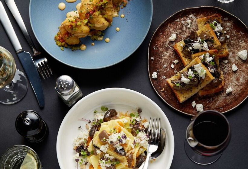 בית מלון כפרי Atura Blacktown