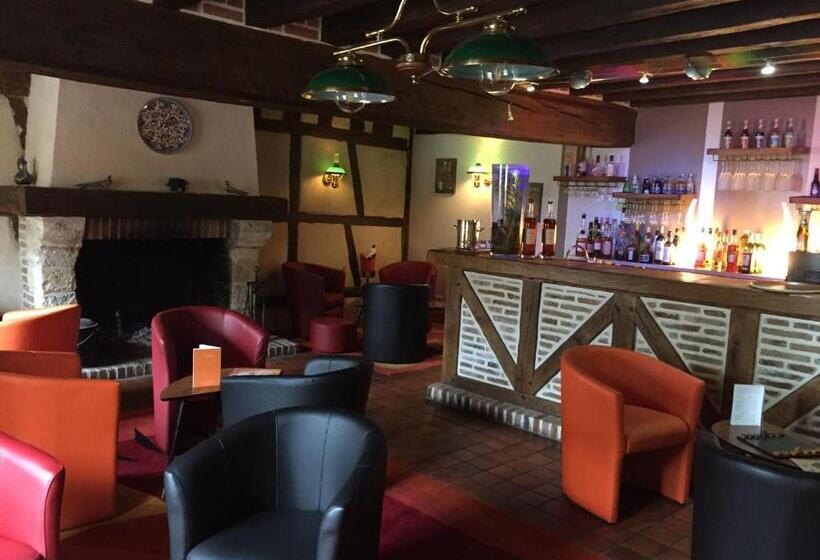 בית מלון כפרי Auberge Du Cheval Blanc   Teritoria