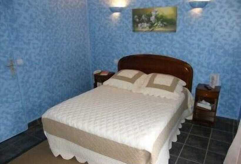 בית מלון כפרי Auberge Du Cheval Blanc   Teritoria