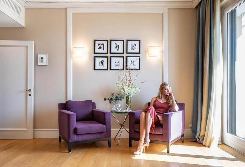 هتل Cala Del Porto Punta Ala