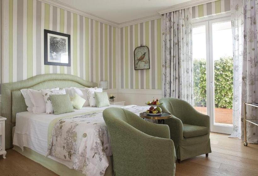 هتل Cala Del Porto Punta Ala