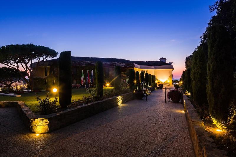 هتل Cala Del Porto Punta Ala