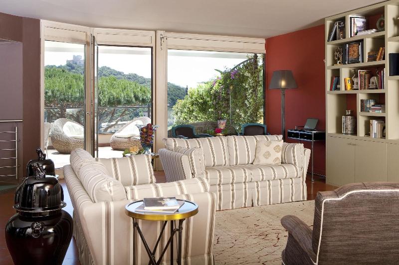 هتل Cala Del Porto Punta Ala