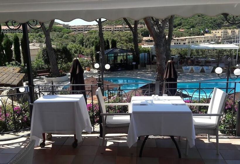 هتل Cala Del Porto Punta Ala