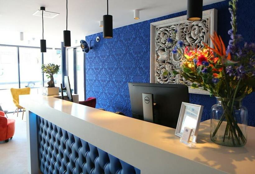 בית מלון כפרי Blue Mansion