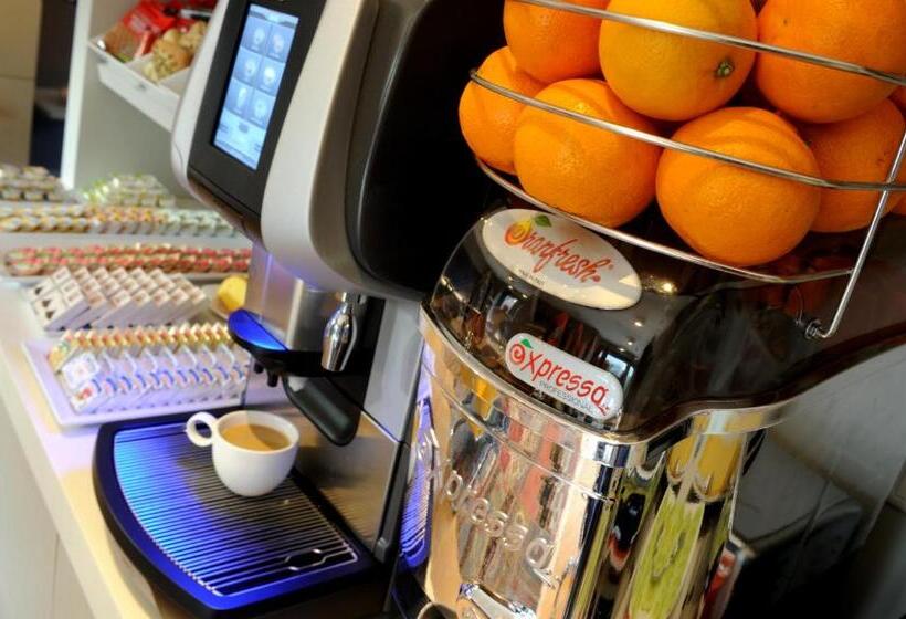 בית מלון כפרי Blue Mansion