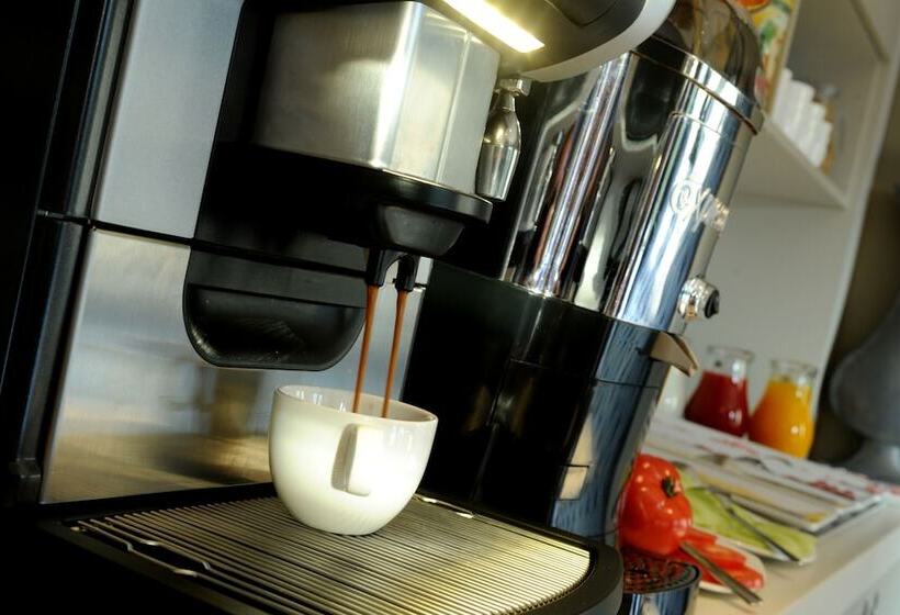 בית מלון כפרי Blue Mansion