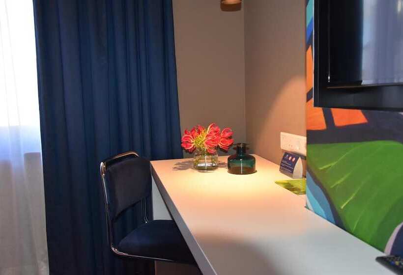 בית מלון כפרי Blue Mansion