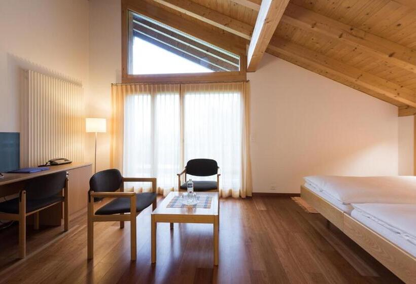 בית מלון כפרי Blumlisalp