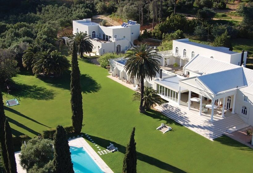 فندق Cascade Country Manor