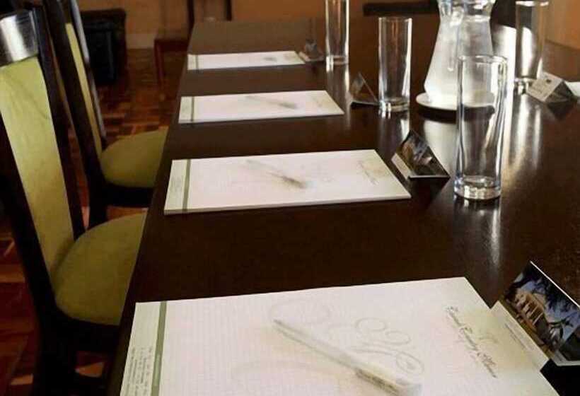 فندق Cascade Country Manor