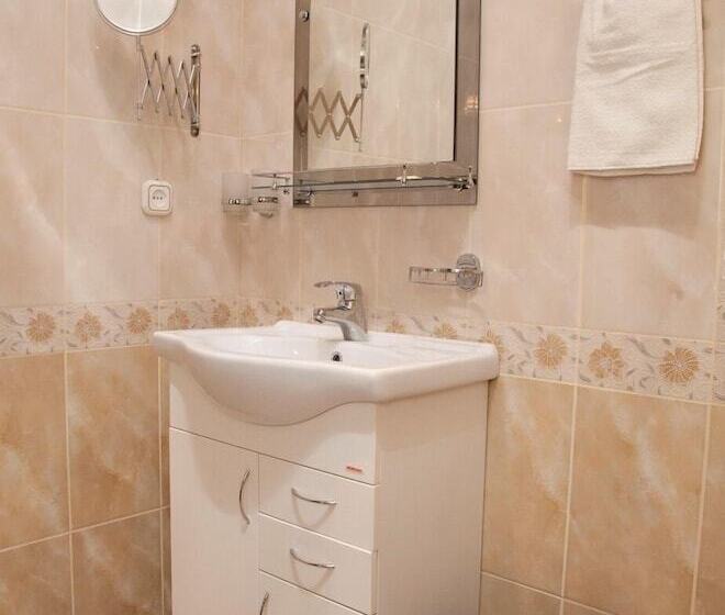 בית מלון כפרי Chita