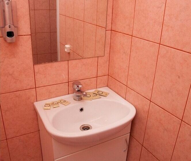 בית מלון כפרי Chita