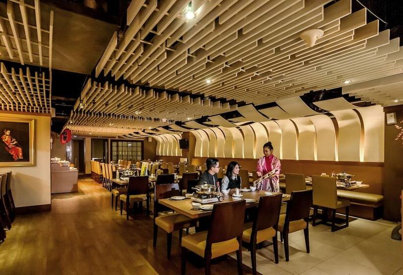 Claro Makassar Hotel & Convention