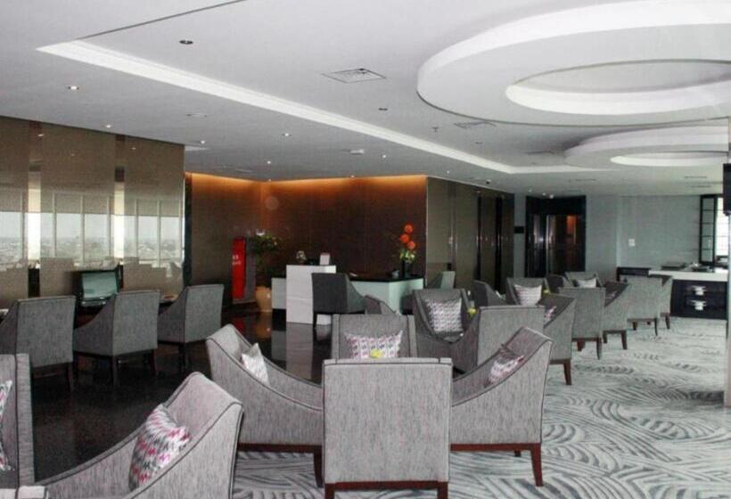 Claro Makassar Hotel & Convention