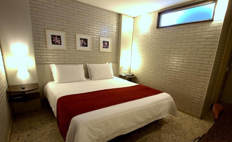 호텔 Confiance Soho Batel