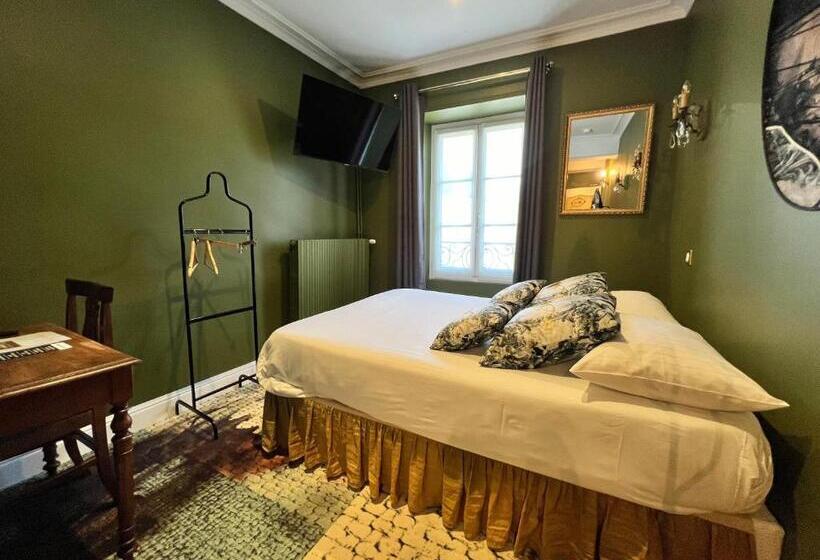 فندق De La Poste