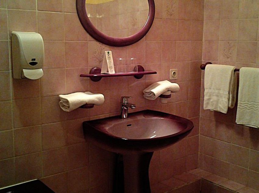 هتل De La Tour De L'horloge