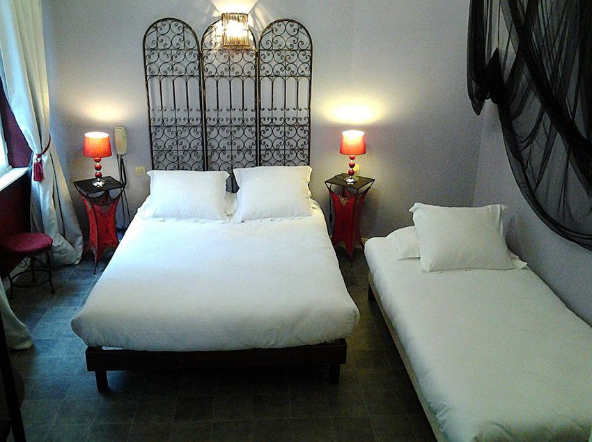 هتل De La Tour De L'horloge