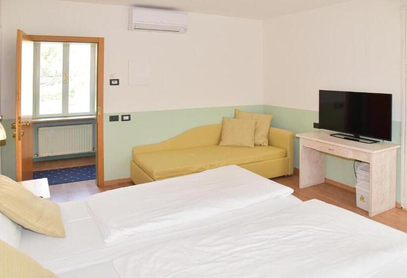 Epoche Hotel Zanella 1889